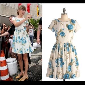 ModCloth Beauty in the Air Dress - Taylor Swift